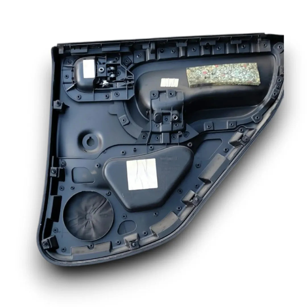 Dettaglio Pannello interno porta posteriore sinistro Fiat Panda III 2011–2017 OEM 735556978 - foto 2