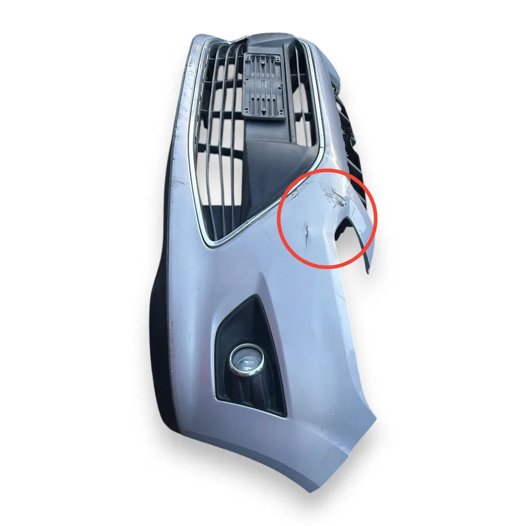 Dettaglio Paraurti anteriore Ford C-Max 2010–2015 da riparare - foto 2