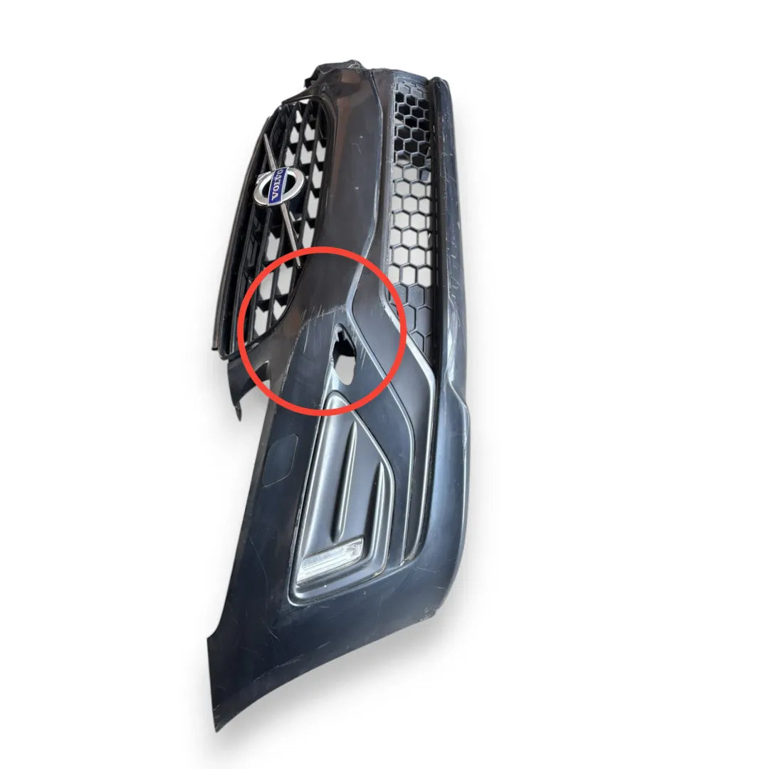 Dettaglio Paraurti anteriore Volvo XC60 OEM 39829676 - foto 2