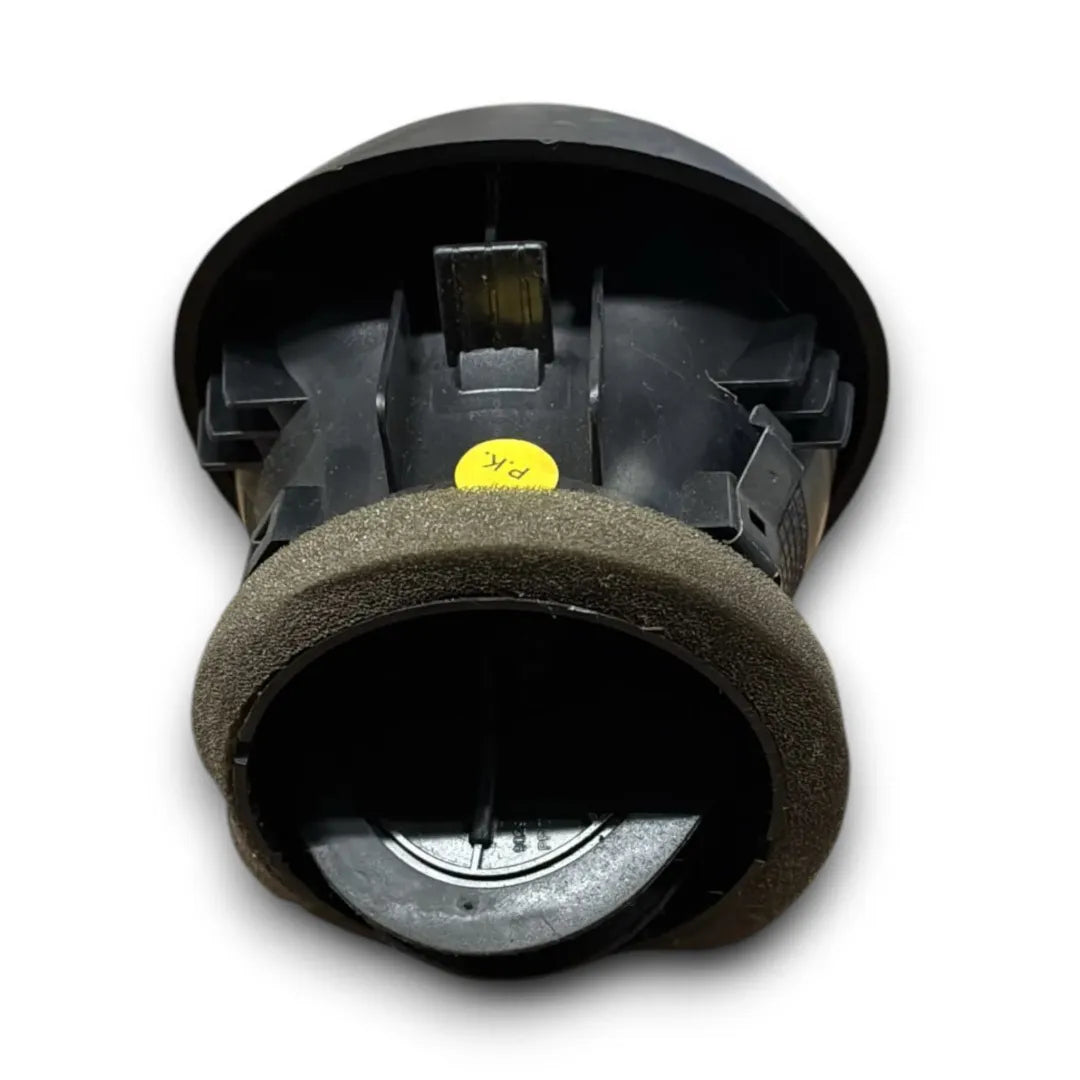 Dettaglio Bocchetta aria centrale cruscotto sinistra Audi A1 8X OEM 8X18209516PS - foto 2
