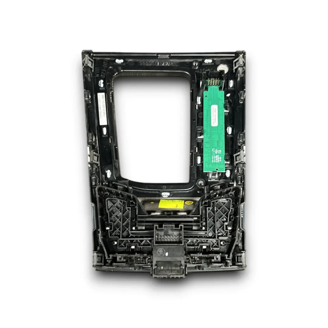 Dettaglio Cornice leva cambio Skoda Kodiaq 2017–2021 cod. 566713203A - foto 2
