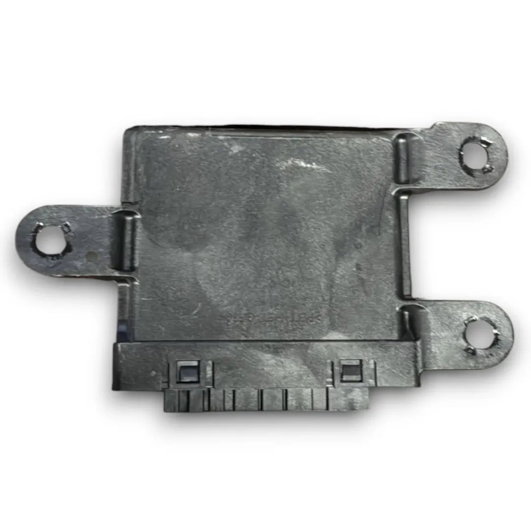 Dettaglio Centralina sensori di parcheggio Maserati Ghibli dal 2013 OEM 670004819 - foto 2