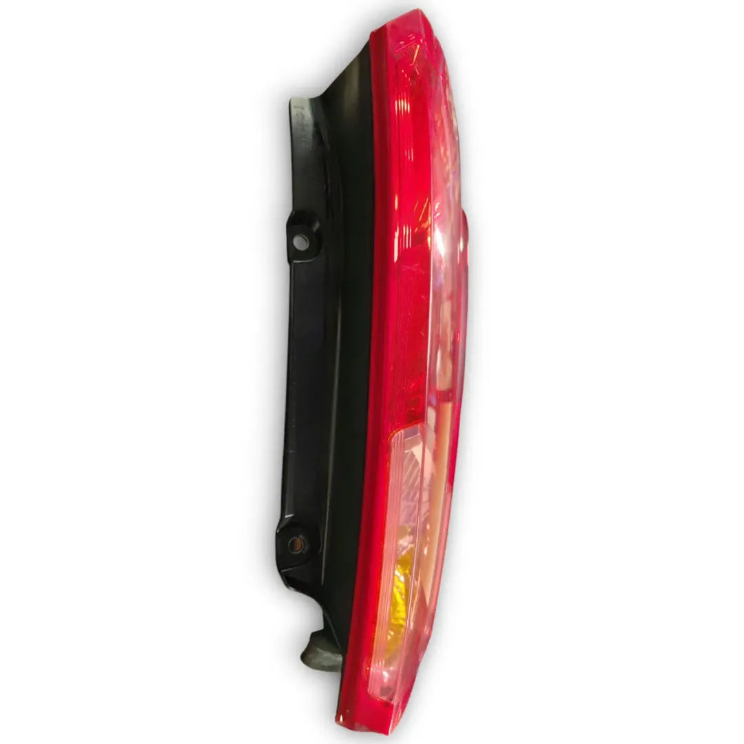 Dettaglio Fanale posteriore sinistro Fiat Grande Punto 2005–2008 OEM 51701589 - foto 2