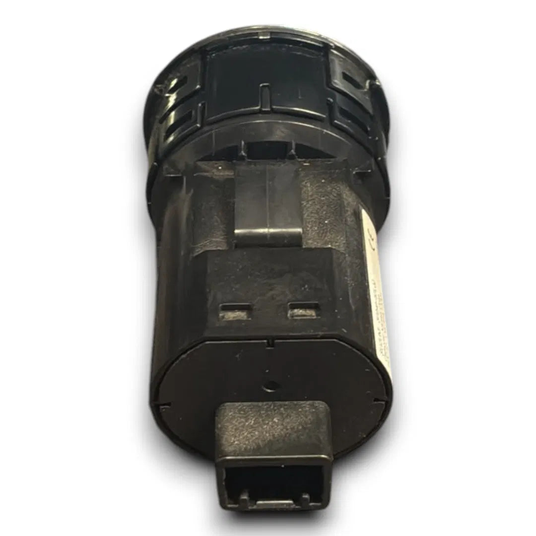 Dettaglio Pulsante avviamento Start/Stop Suzuki Swift 2010–2013 OEM 37290-57L00 - foto 2