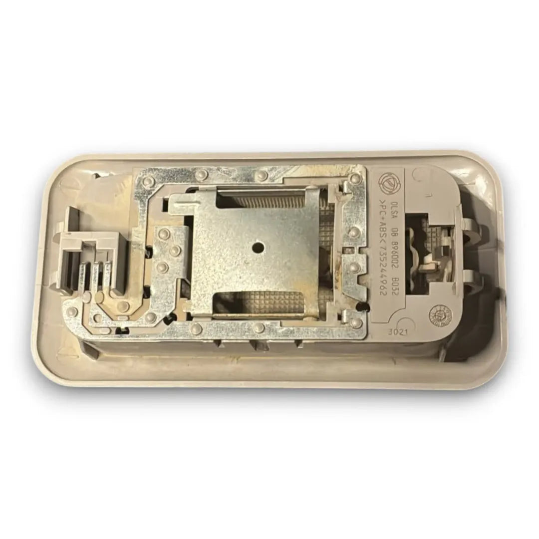 Dettaglio Plafoniera anteriore di cortesia Fiat Fiorino Qubo OEM 735547006 - foto 2