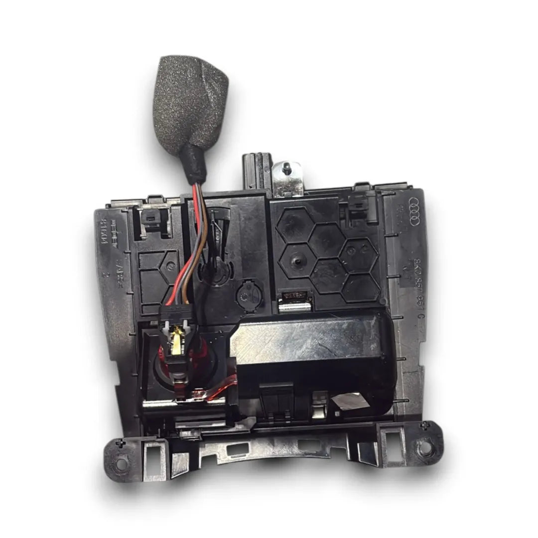 Dettaglio Portaoggetti centrale cruscotto Audi Q5 8R 2008–2017 cod. 8K0 857 965 - foto 2