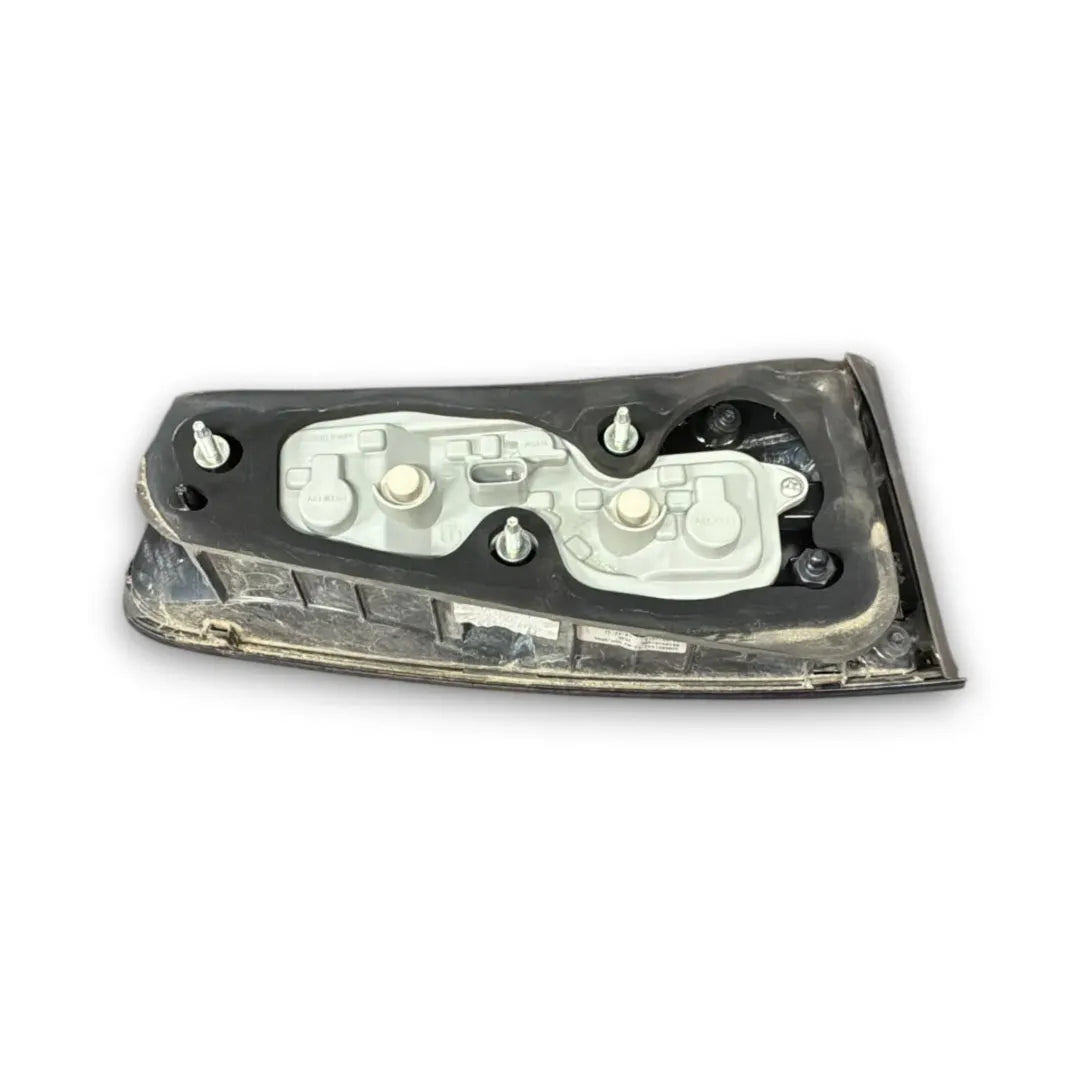 Dettaglio Fanale posteriore interno destro Fiat Tipo 2015–2021 OEM 52071021 - foto 2