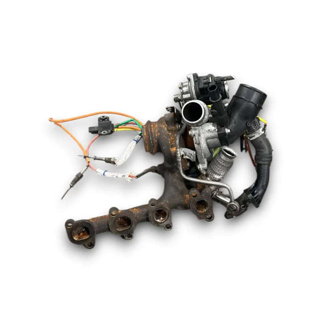 Dettaglio Turbocompressore con collettore di scarico Dacia Duster OEM 144109643R - foto 2