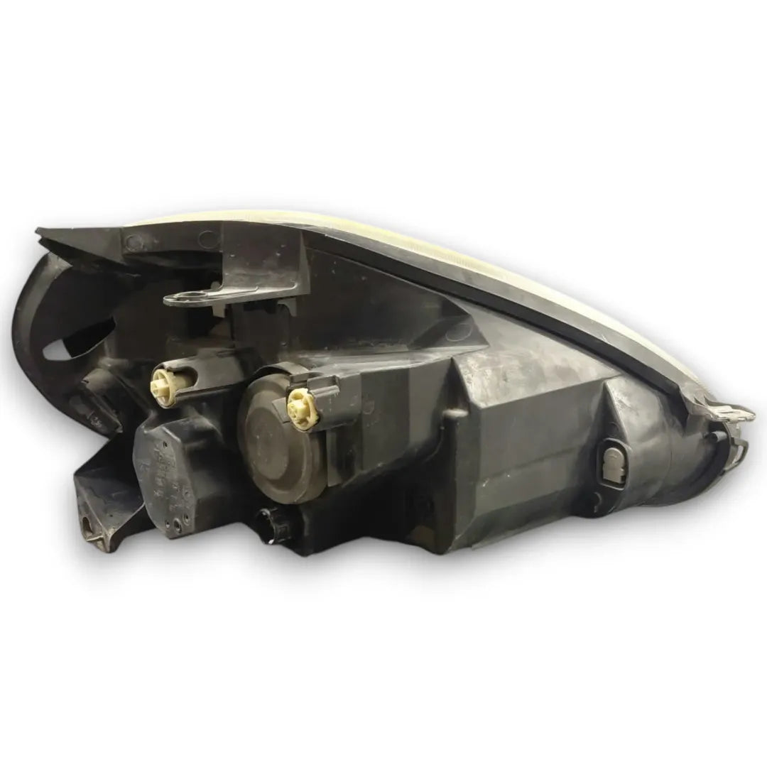 Dettaglio Faro anteriore sinistro Fiat Grande Punto 2005–2008 - foto 2