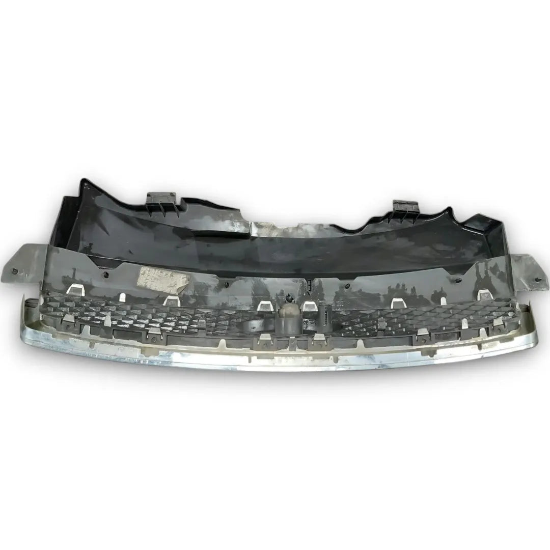 Dettaglio Griglia centrale paraurti anteriore Ford Focus 2004–2008 - foto 2