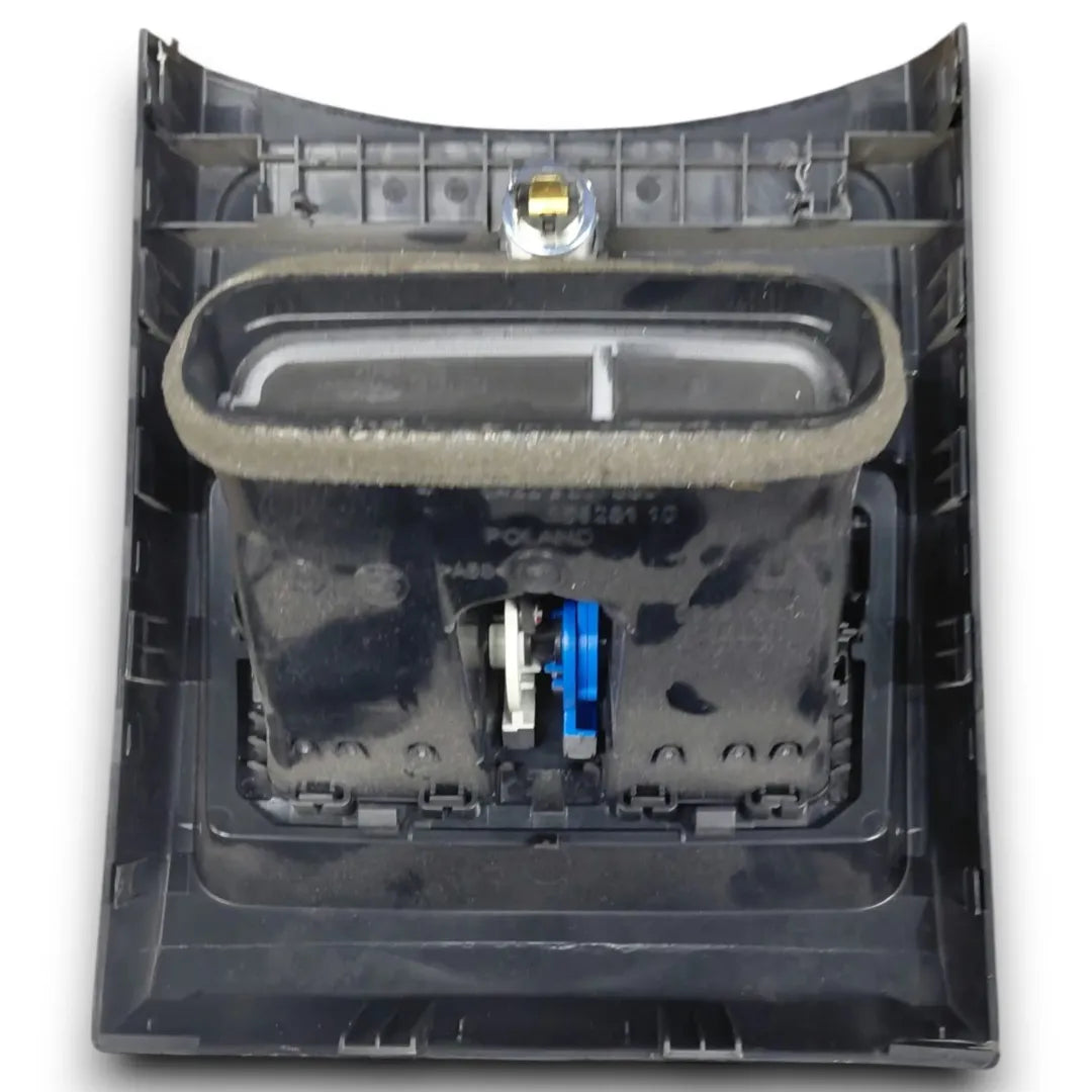 Dettaglio Bocchetta aria posteriore consolle centrale BMW Serie 2 Coupé F22 dal 2013 OEM 64229207330 - foto 2