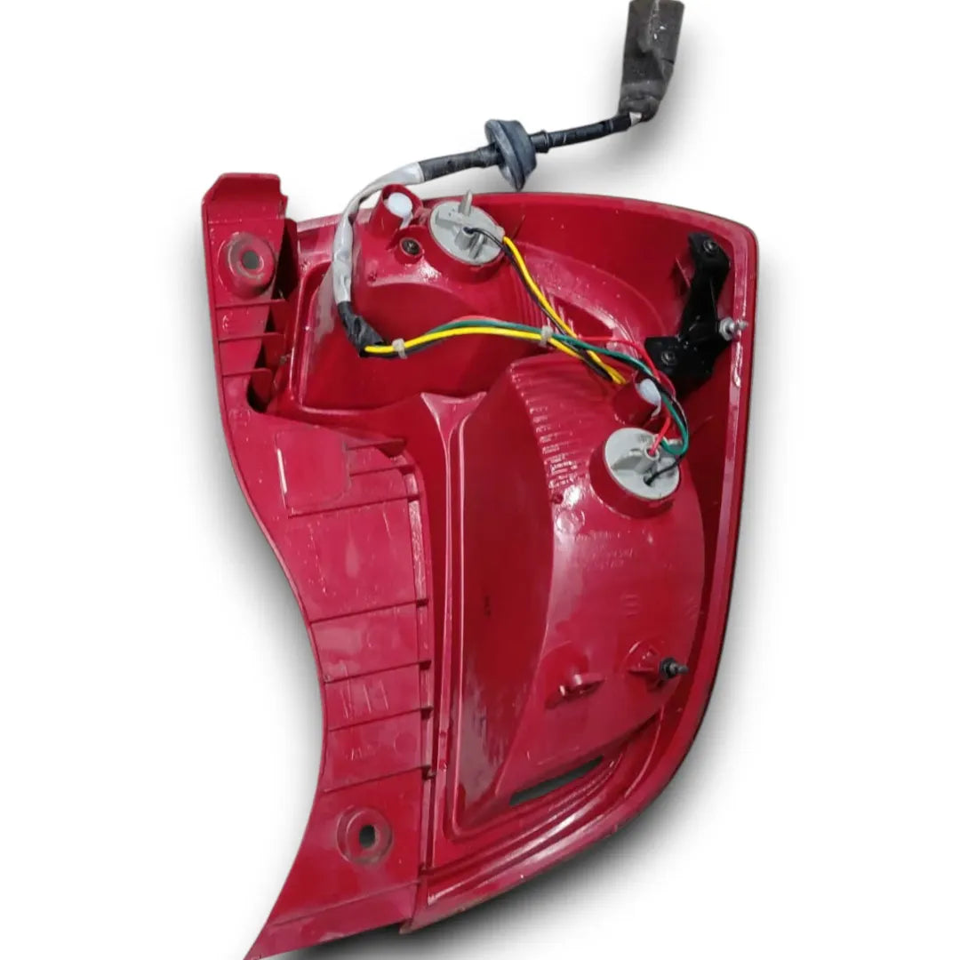 Dettaglio Fanale posteriore sinistro Kia Picanto 2ª Serie OEM 924011Y310 - foto 2