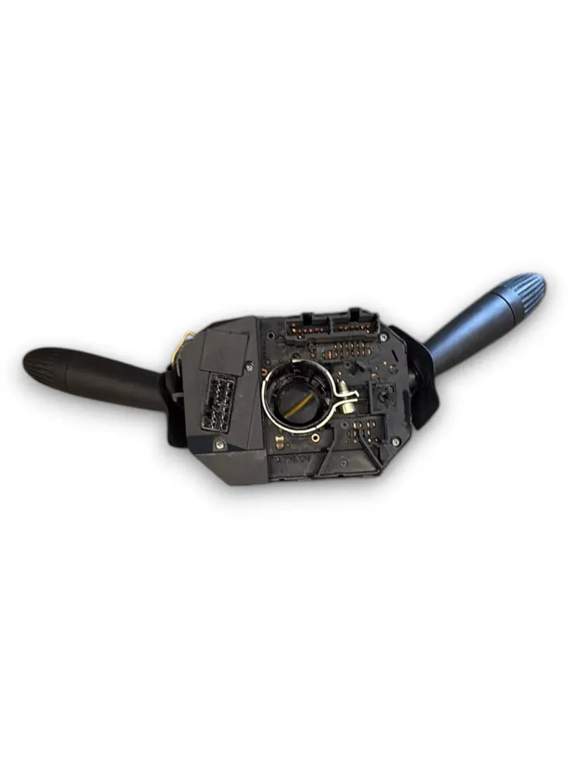 Dettaglio Devioluci Fiat Punto Classic 2U OEM 735400222 - foto 2