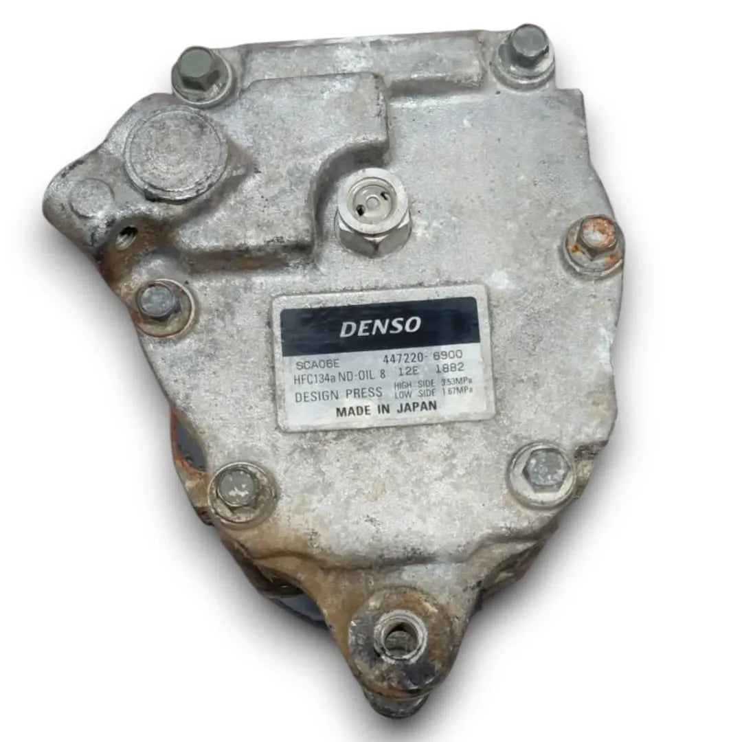 Dettaglio Compressore clima Daihatsu Terios 1ª Serie 1997–2006 cod. 447220-6900 - foto 2