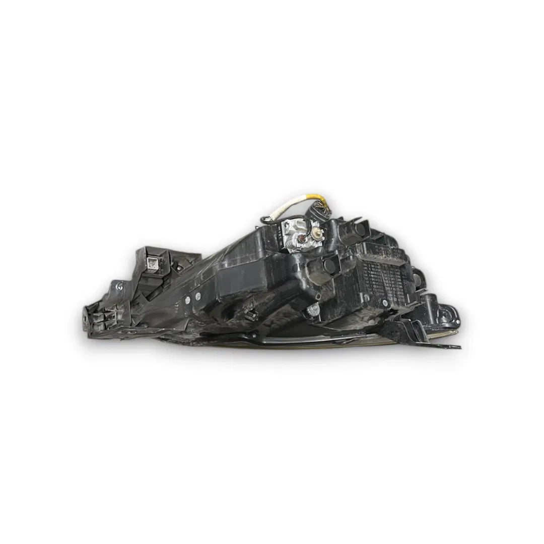 Dettaglio Faro anteriore sinistro Mazda CX-3 dal 2015 OEM DH1A51040E - foto 2