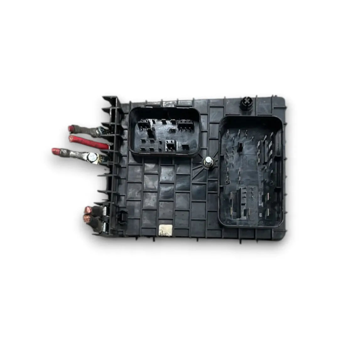 Dettaglio Scatola fusibili Volkswagen Golf 2003–2009 cod. 1K0937124H - foto 2