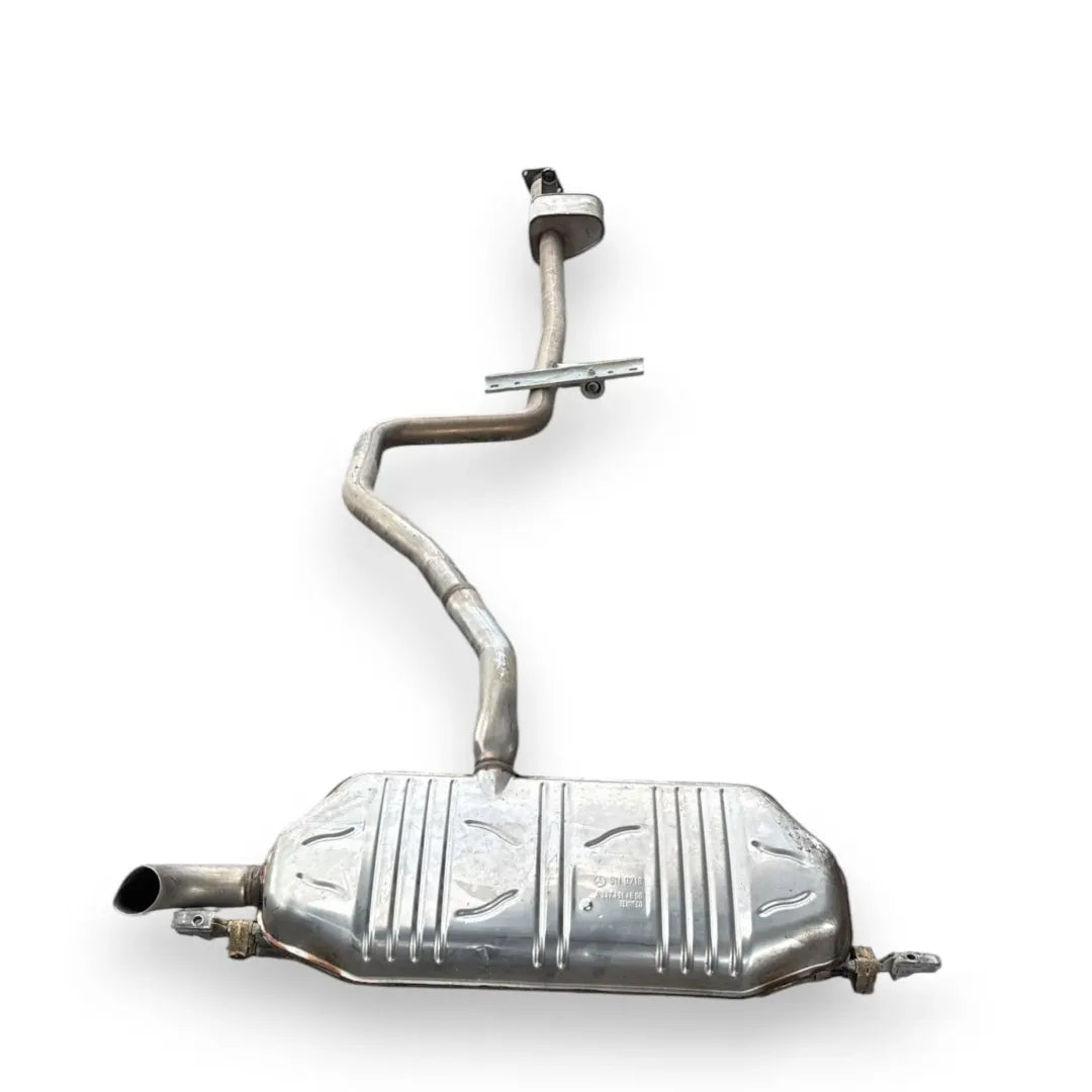 Dettaglio Scarico centrale e posteriore Mercedes-Benz Classe GLA H247 2020–2023 cod. A2474914600 - foto 2