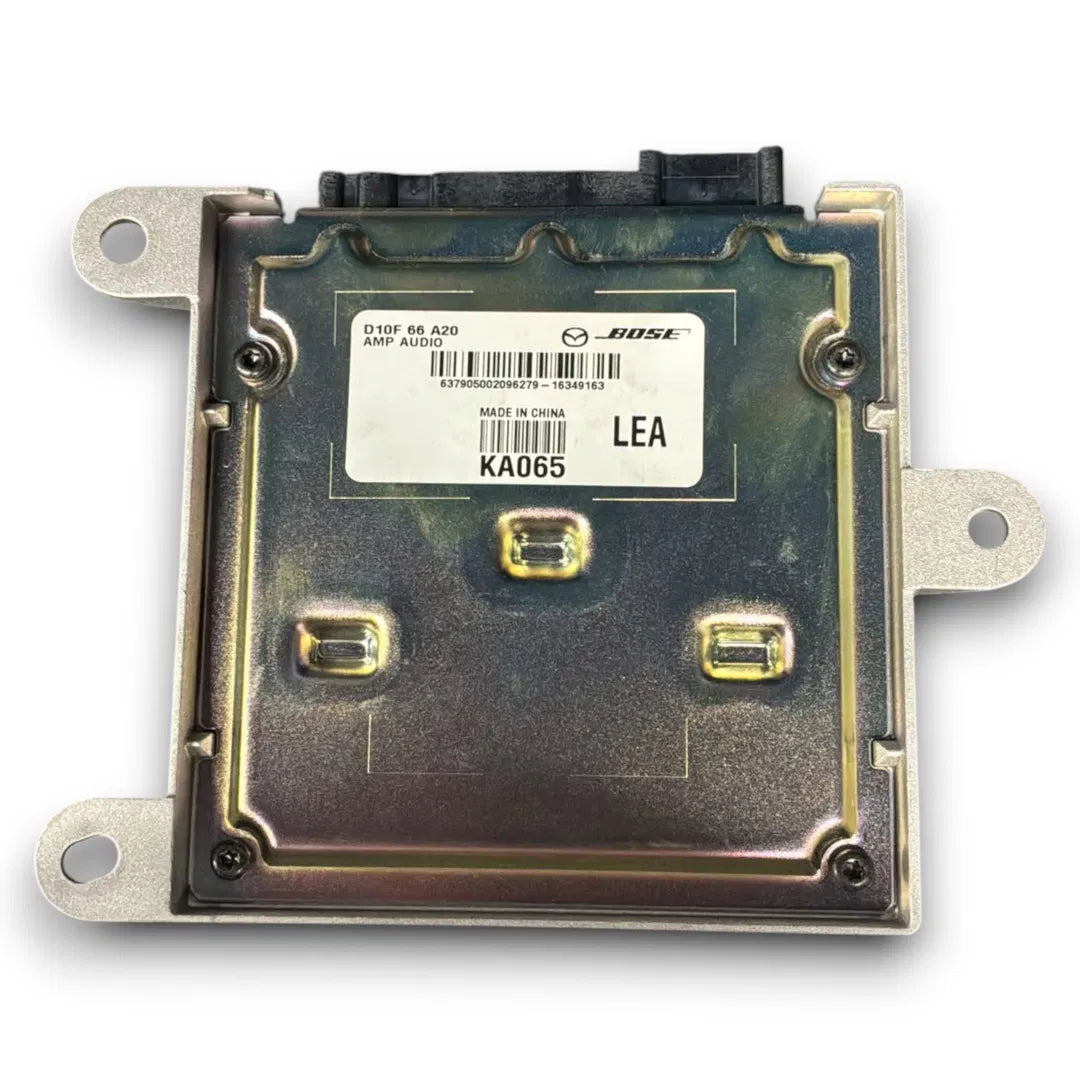 Dettaglio Amplificatore audio Mazda CX-3 dal 2015 OEM D10F66A20 - foto 2