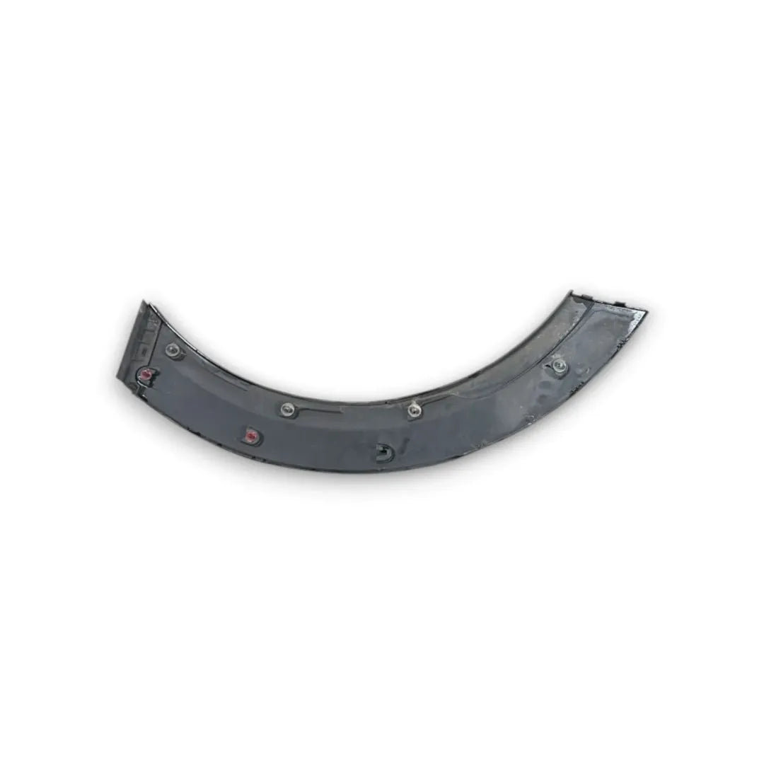 Dettaglio Modanatura arco passaruota posteriore sinistra MINI F55 2014–2021 OEM 51777318829 - foto 2