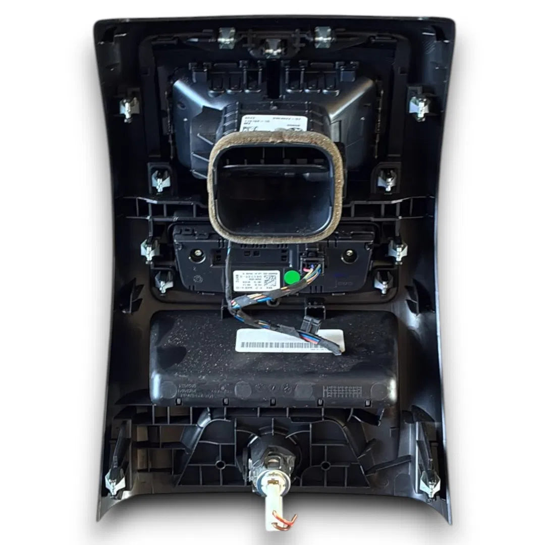 Dettaglio Bocchetta aria posteriore consolle centrale BMW X4 G02 dal 2018 OEM 6813111 - foto 2