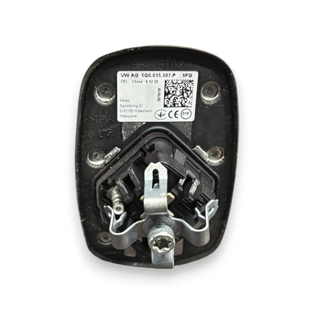 Dettaglio Antenna a pinna Skoda Octavia 5E OEM 5Q0035507S5FQ - foto 2