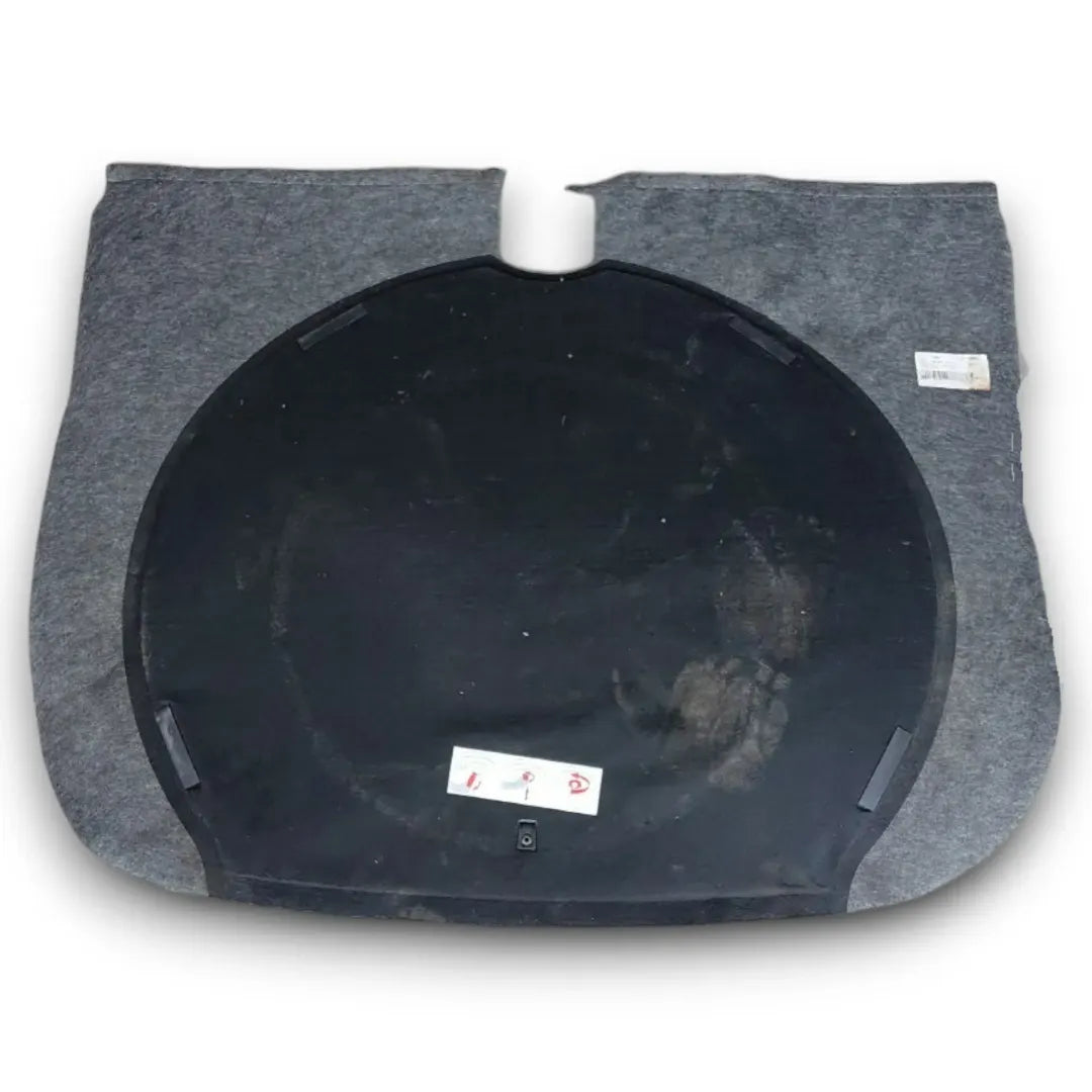 Dettaglio Tappeto per bagagliaio Volkswagen Scirocco dal 2008 cod. 1K8 863 463 B - foto 2
