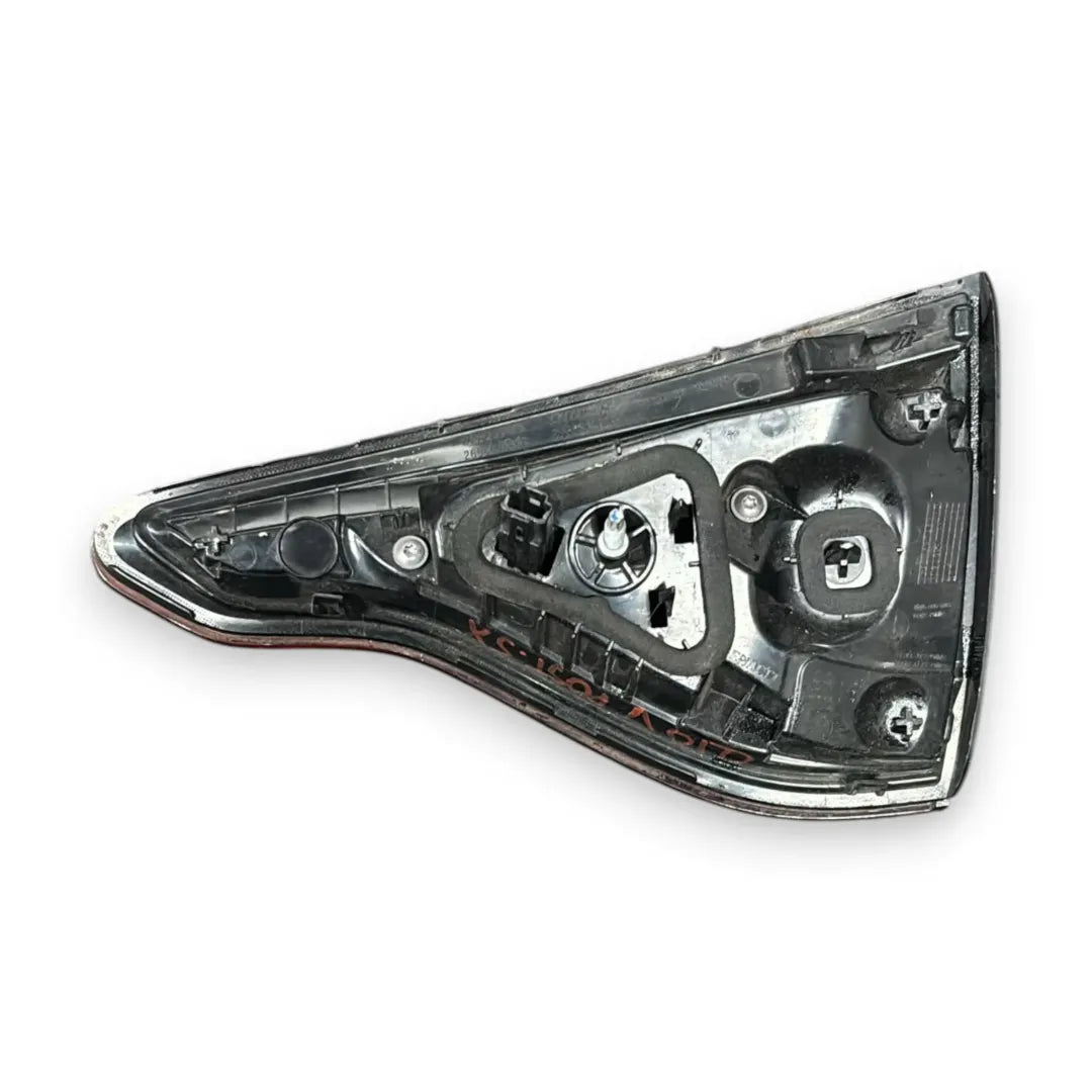 Dettaglio Fanale posteriore interno destro Renault Clio 5ª Serie 2019–2024 OEM 265504450R - foto 2