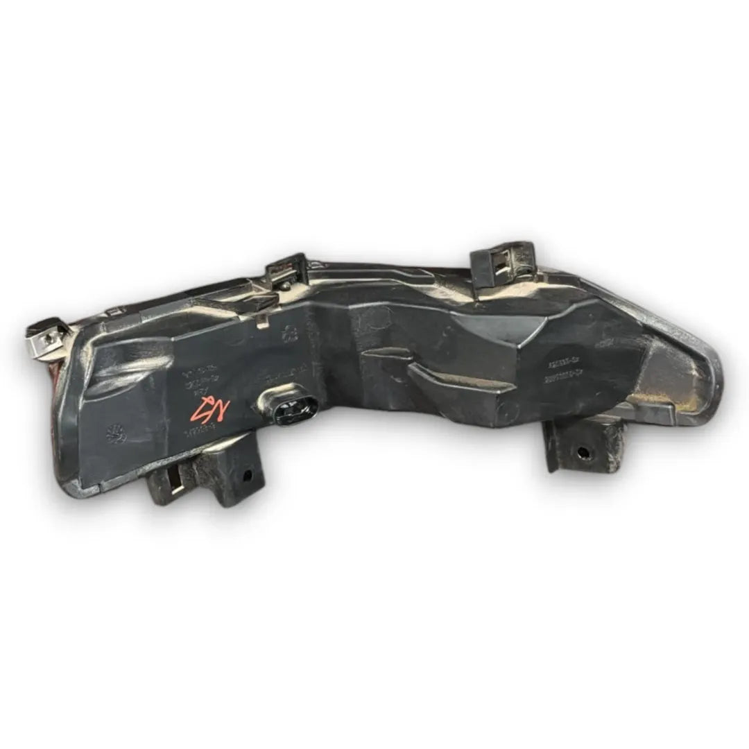 Dettaglio Fanale posteriore sinistro Piaggio MP3 300 OEM 2D000060 - foto 2