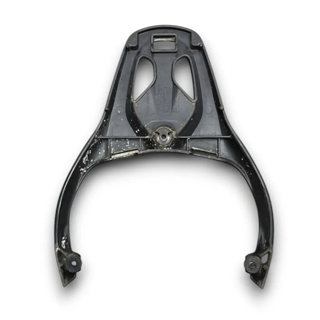 Dettaglio Maniglione passeggero con portapacchi Honda SH 125i ABS Start&Stop cod. 81200-KTF-9800 - foto 2
