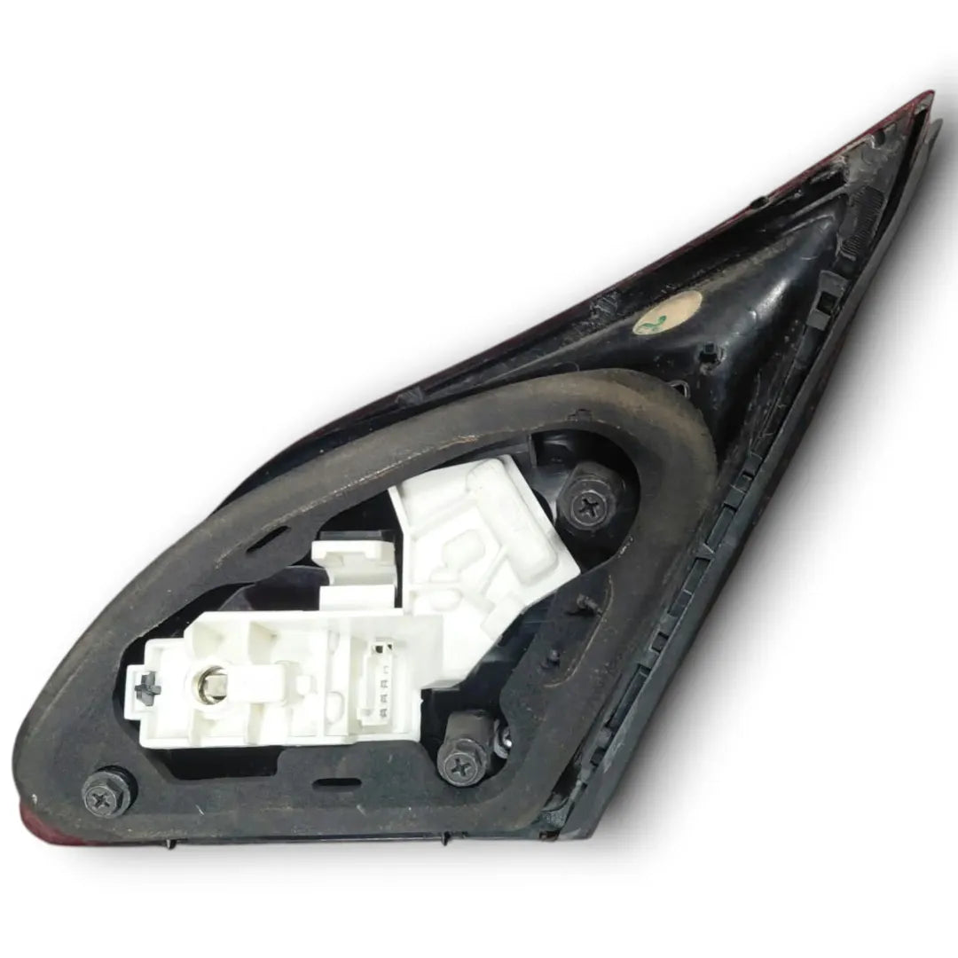 Dettaglio Fanale posteriore sinistro interno Opel Astra J 2009–2018 OEM 13360791 - foto 2