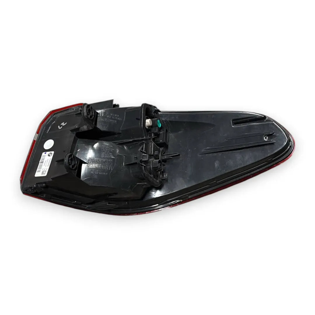 Dettaglio Fanale posteriore esterno sinistro BMW X4 F26 OEM 63217331279 - foto 2
