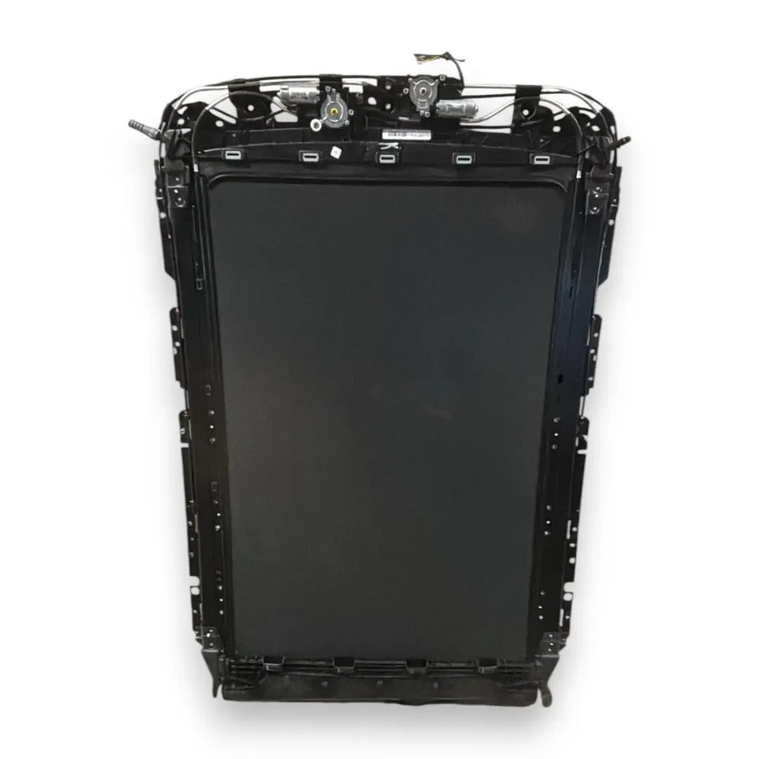 Dettaglio Cristallo del tetto panoramico apribile centrale BMW X3 G01 2017–2022 OEM 985213108 - foto 2