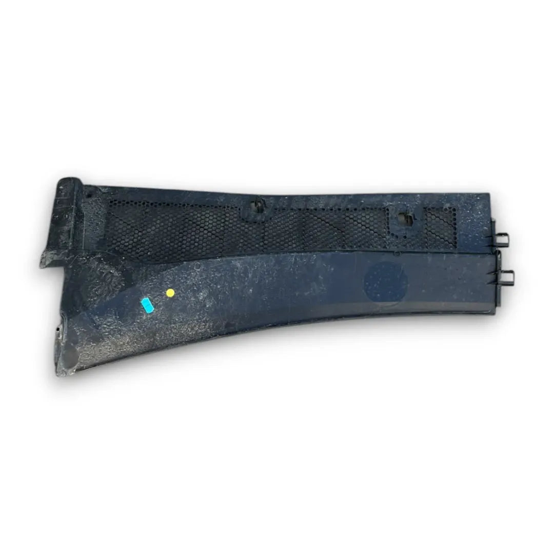 Dettaglio Modanatura gocciolatoio destra Peugeot 2008 2019–2023 OEM 9820794480 - foto 2