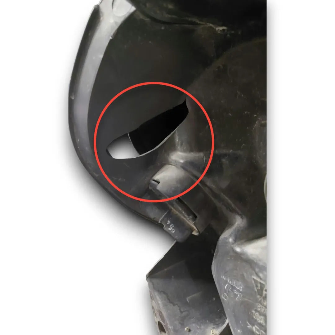 Dettaglio Faro anteriore sinistro Fiat Grande Punto 2005–2008 - foto 3