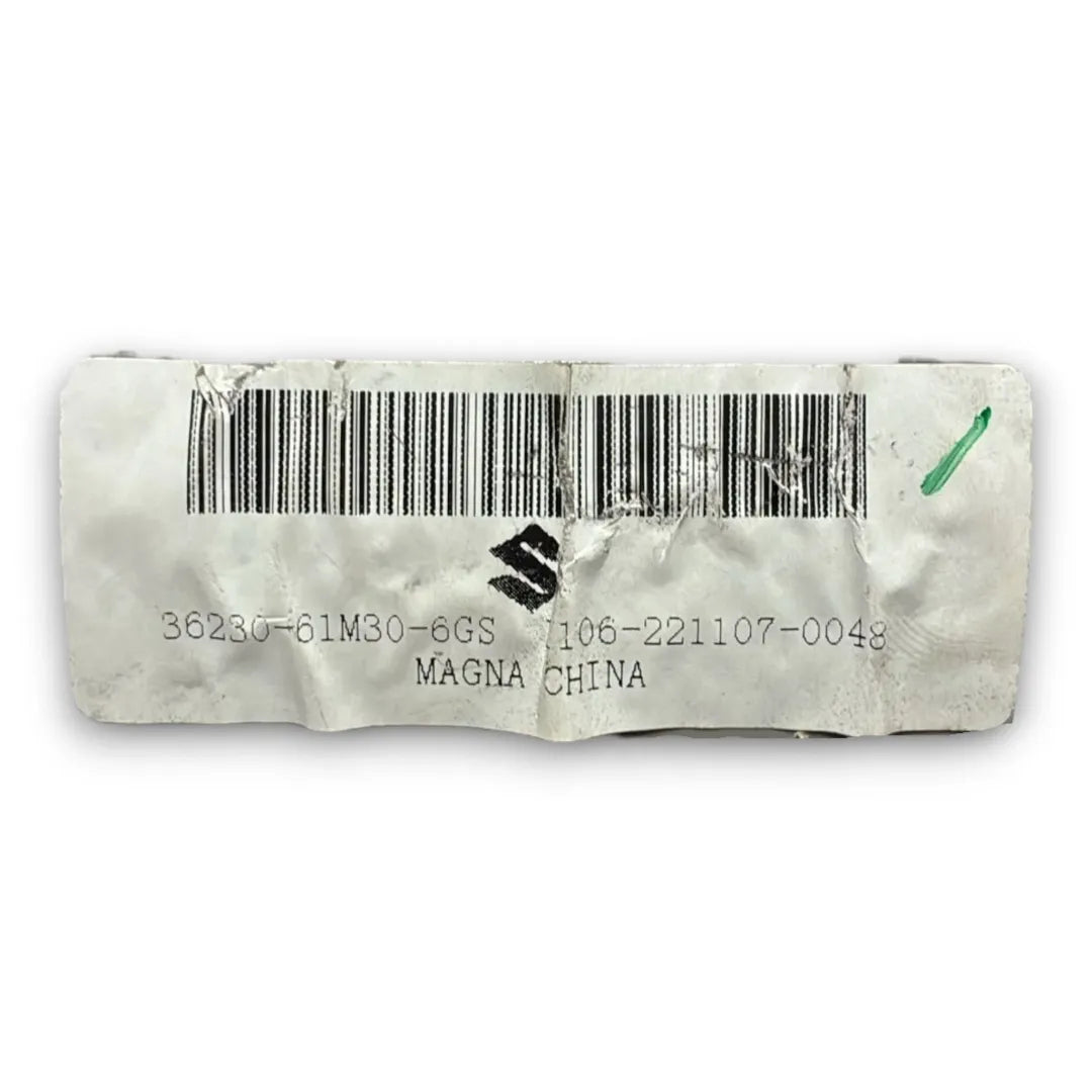 Dettaglio Luce cortesia anteriore tetto Suzuki Vitara OEM 3623063UA06GS - foto 3
