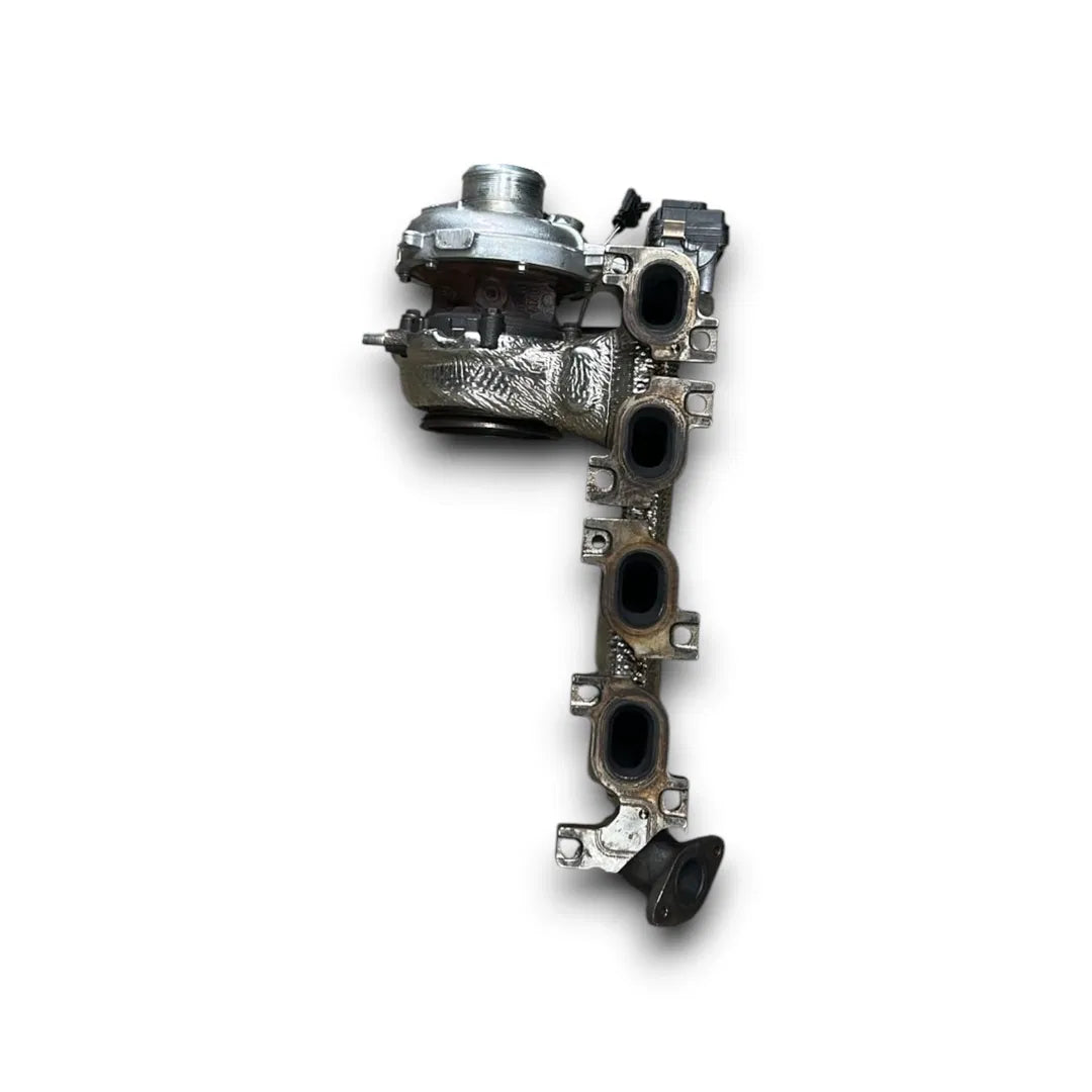 Dettaglio Turbocompressore con collettore di scarico Alfa Romeo Giulia dal 2016 OEM 55279544 - foto 3