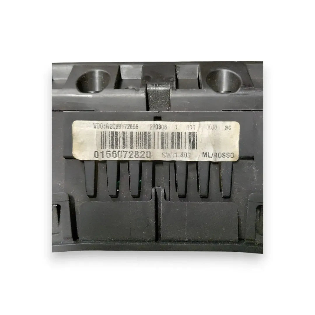 Dettaglio Quadro strumenti con tachimetro e contachilometri Alfa Romeo 159 X3/X9 cod. A2C53172598 - foto 3
