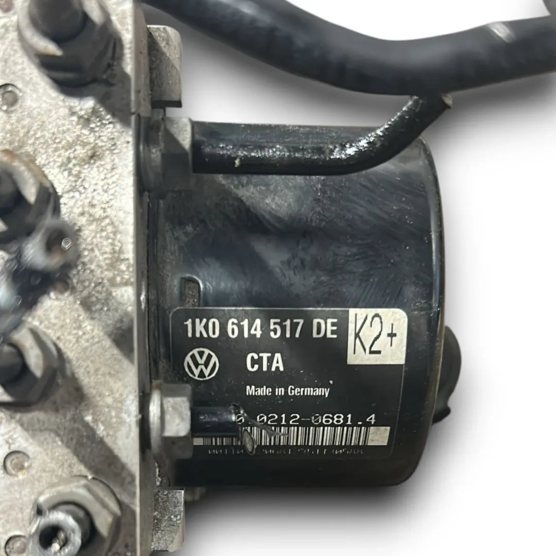 Dettaglio Gruppo ABS completo (pompa + centralina) Audi A3 8P OEM 1K0614517BJBEF - foto 3