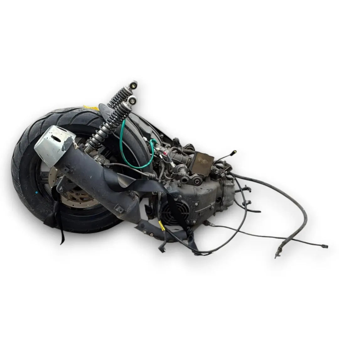 Dettaglio Motore completo Kymco Agility 125 R16 E5 - foto 3