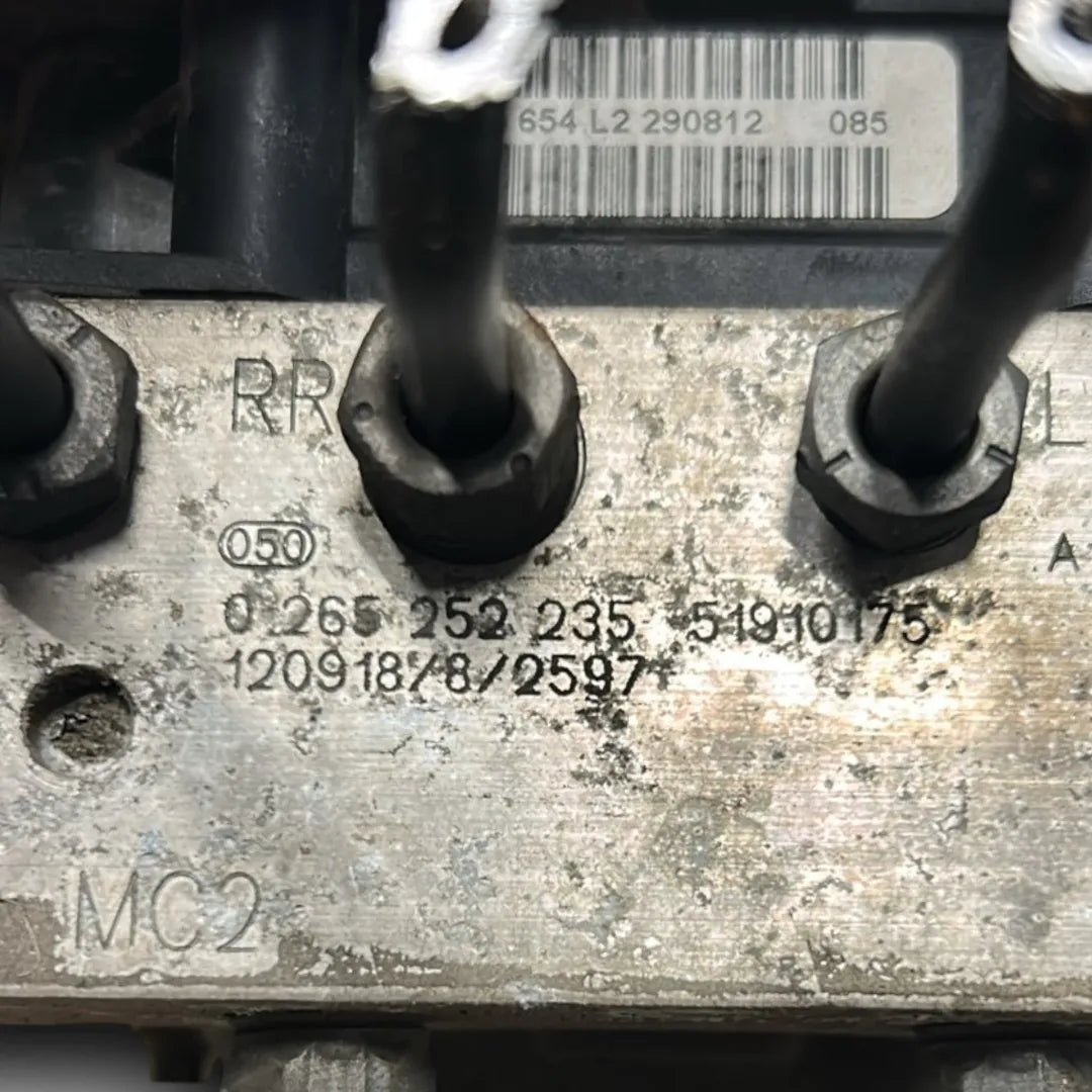 Dettaglio Gruppo ABS completo (pompa + centralina) Fiat Punto OEM 71771143 - foto 3