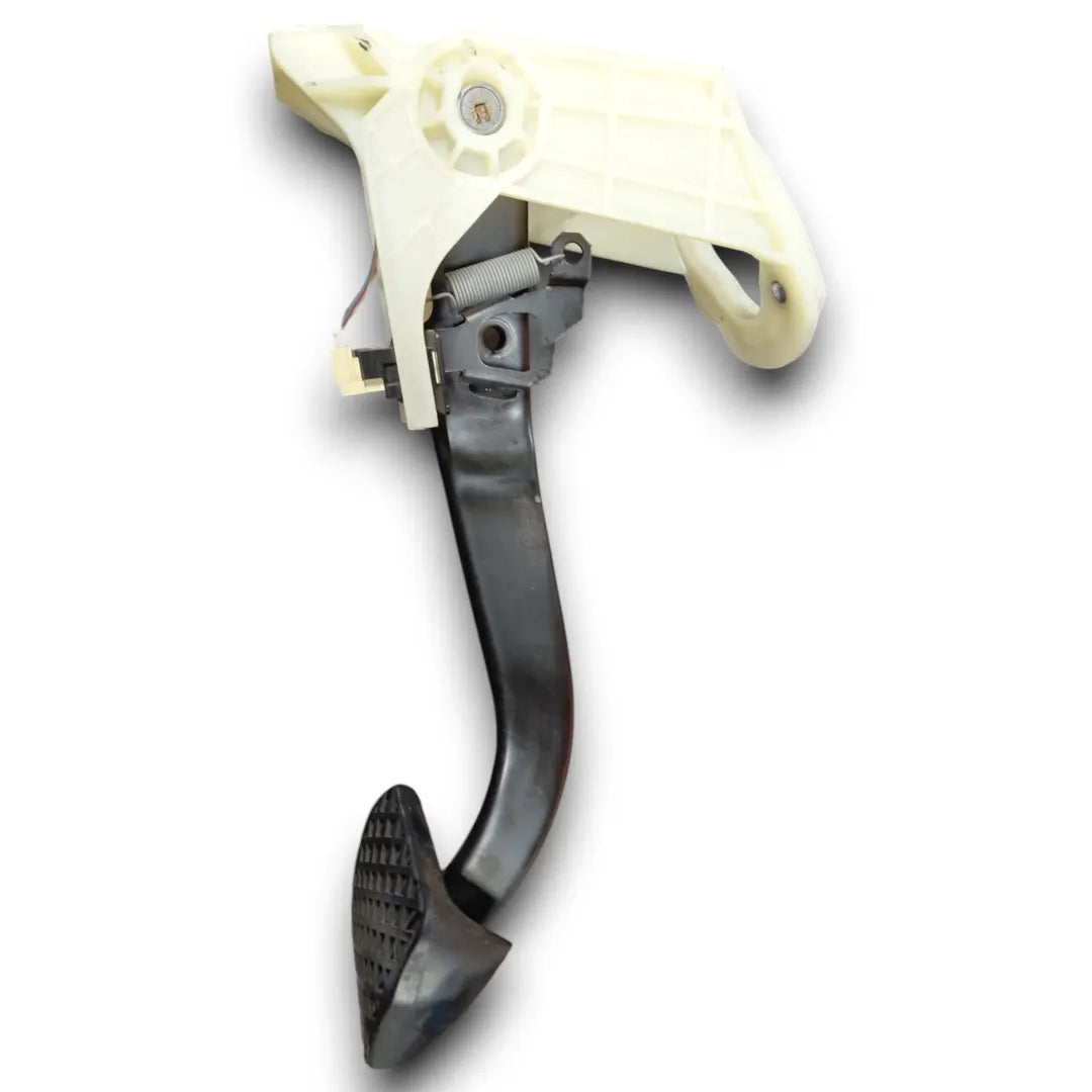 Dettaglio Pedale del freno BMW Serie 4 Coupé F32 OEM 35006860647 - foto 3