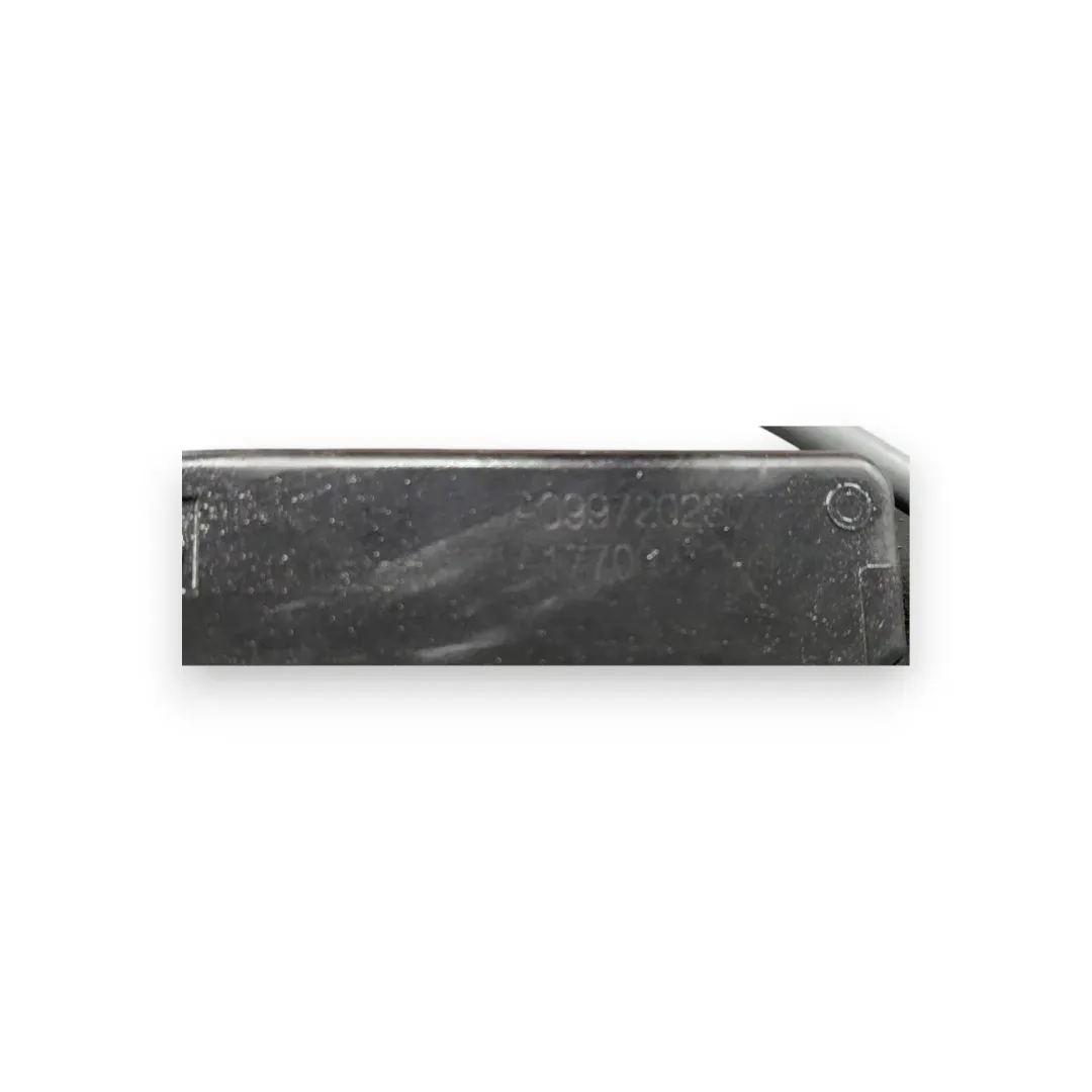 Dettaglio Serratura porta sinistra anteriore Mercedes-Benz Classe GLA H247 OEM A0997203702 - foto 3