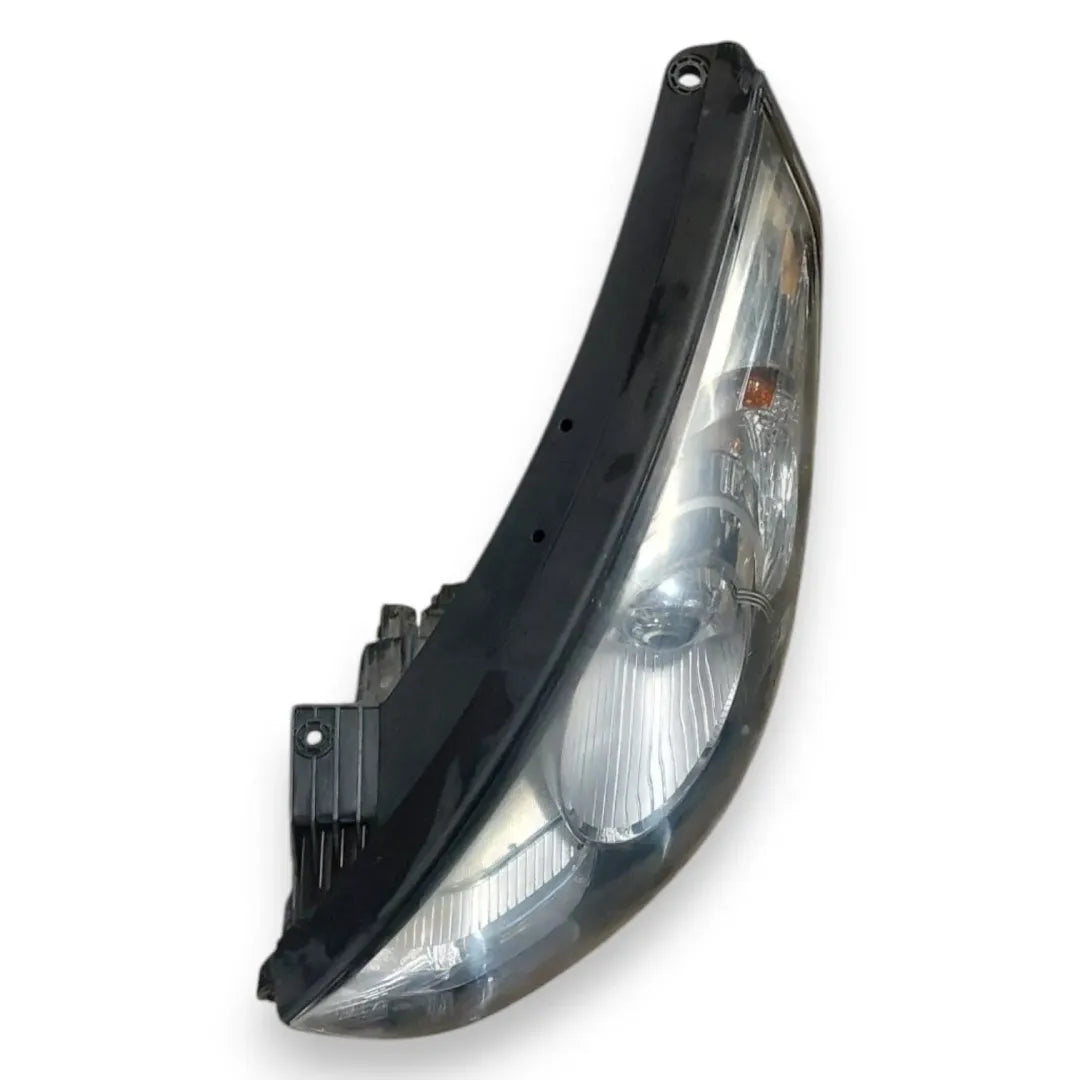 Dettaglio Faro anteriore sinistro OEM 921012Y000 - foto 3