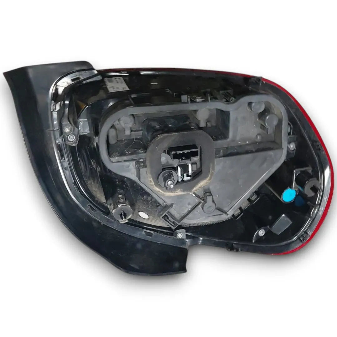 Dettaglio Fanale posteriore destro Citroën C3 3ª Serie OEM 9812257480 - foto 3