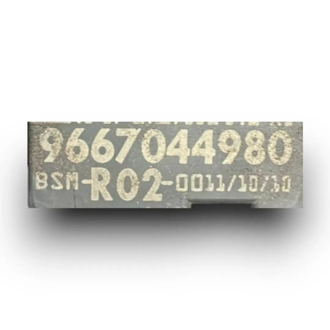 Dettaglio Scatola fusibili Peugeot 3008 2013–2017 cod. 9667044980 - foto 3