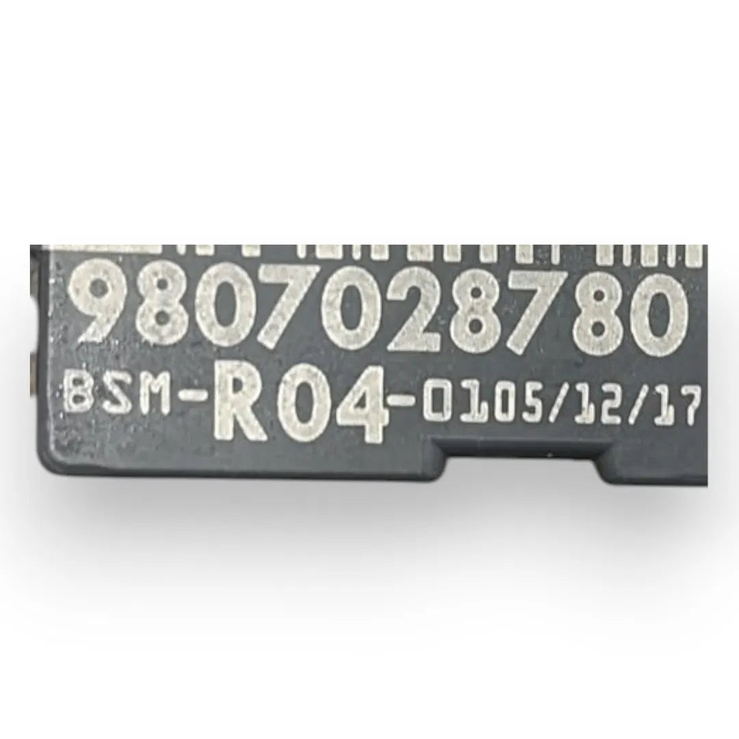 Dettaglio Scatola fusibili Citroën Berlingo VAN 2015–2019 OEM 9807028780 - foto 3