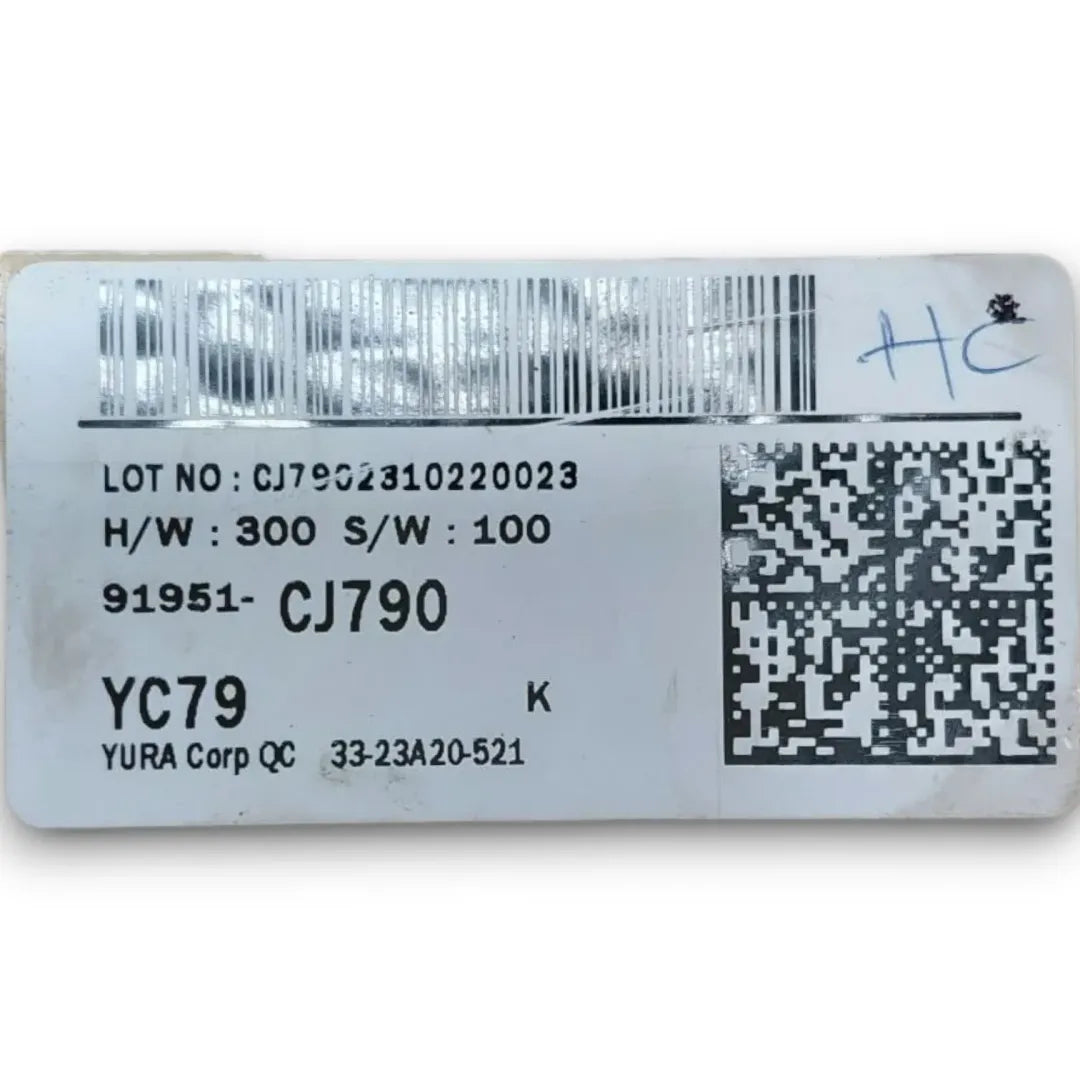 Dettaglio Scatola fusibili Kia Sportage 4ª Serie 2016–2019 cod. 165009078R - foto 3