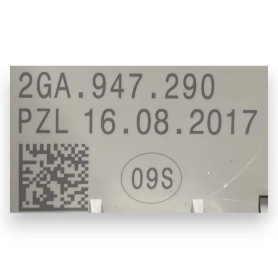 Dettaglio Plafoniera interna posteriore da tetto Volkswagen Polo AE OEM 2GA947290PZL - foto 3