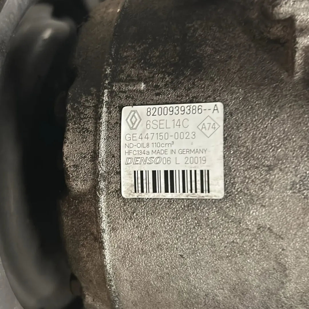 Dettaglio Compressore clima Renault Scenic 3ª Serie OEM 8200939386 - foto 3