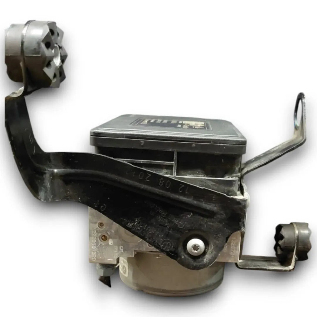 Dettaglio Pompa ABS BMW Serie 4 Coupé F32 cod. 6861376 - foto 3